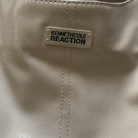 Kenneth Cole Reaction Vegan Leather Purse - Picture 3 of 10